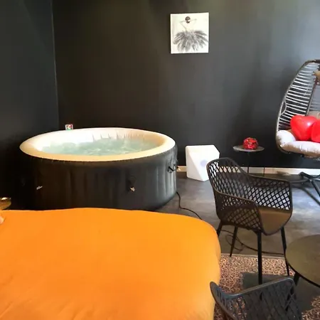 Love hotel Love Room